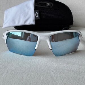 Oakley Flak 2.0 Prizm Polarized Sunglasses with Blue Lenses Sz XL